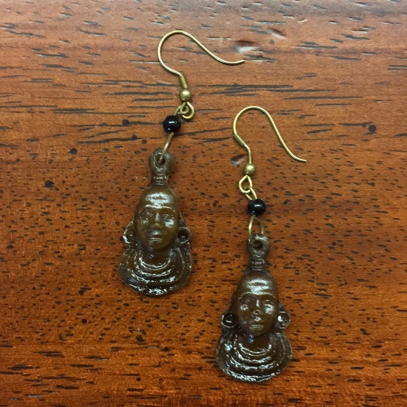 Fair Trade Earrings Kenya - Picture 7 of 9